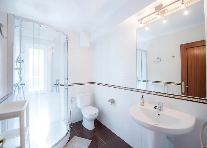 Turisticos Bizkar Bare * Sopuerta