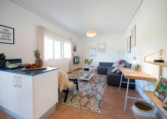 Turisticos Bizkar Bare *